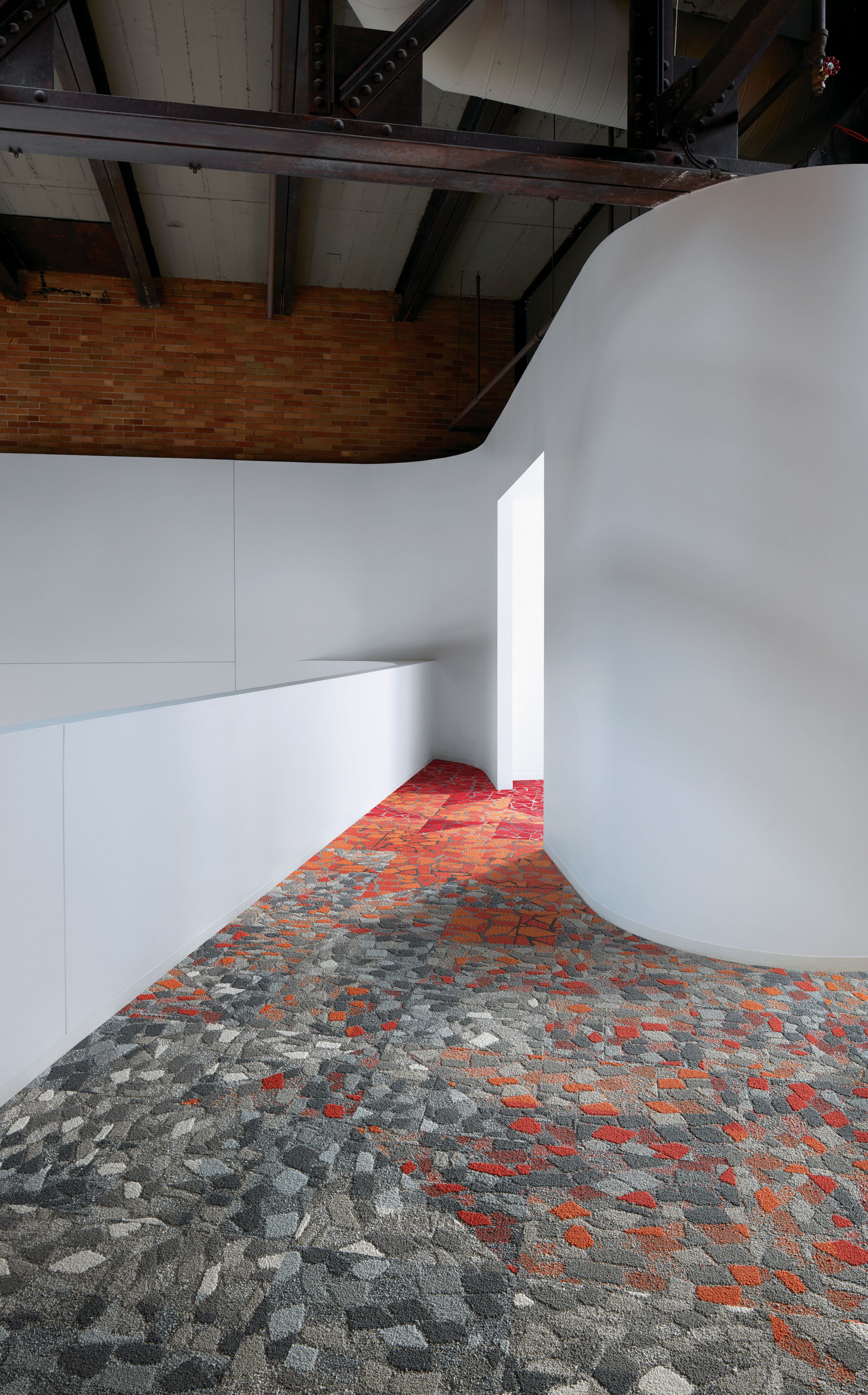 Rue, Red & Orange, Stone Course, Orange Stone & Grey Stone, Design by Tile afbeeldingnummer 1
